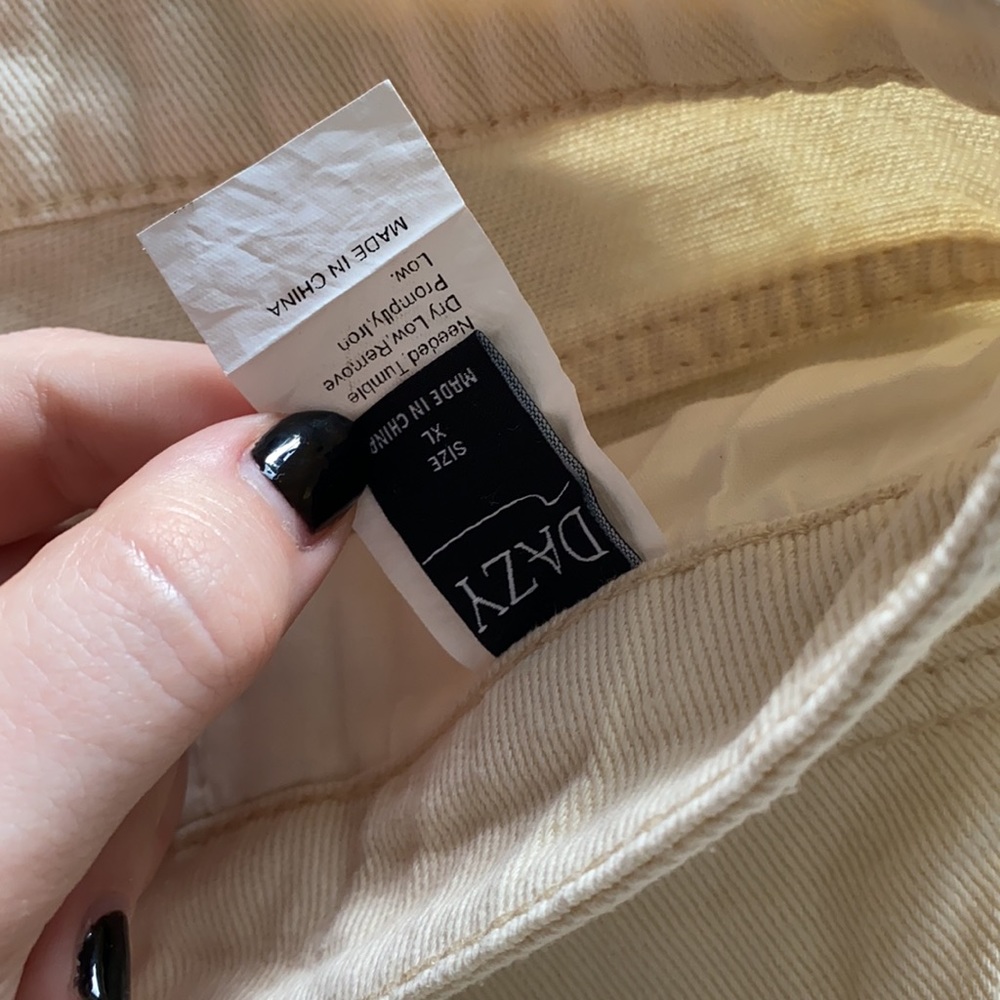 Dazy high waisted wide leg beige jeans. - Picture 4 of 4